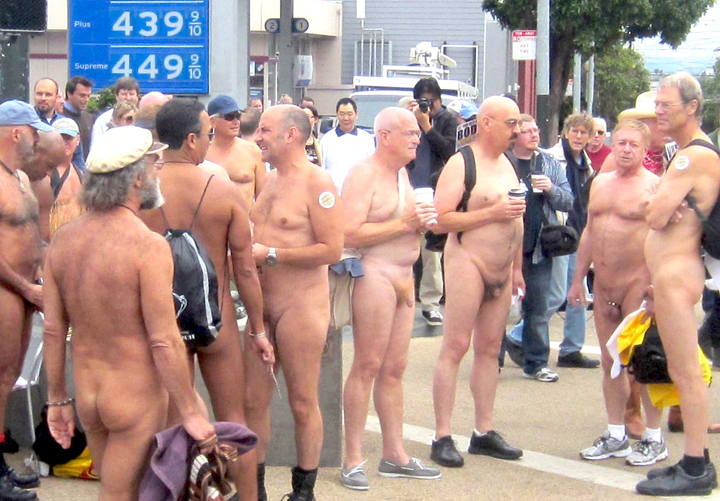 Male Naked Public